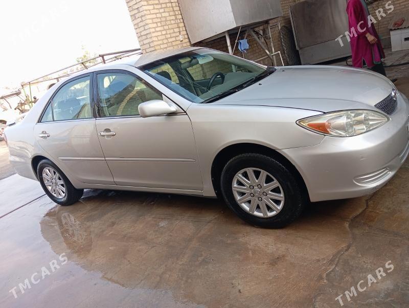 Toyota Camry 2004 - 180 000 TMT - Сакар - img 1