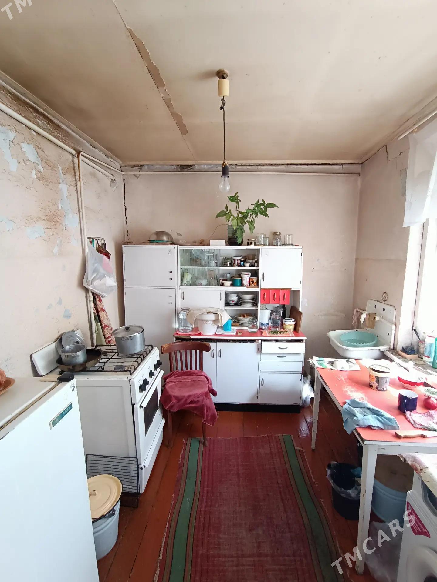 6 соток 4 комнат шяхер ховлы - Мары - img 4