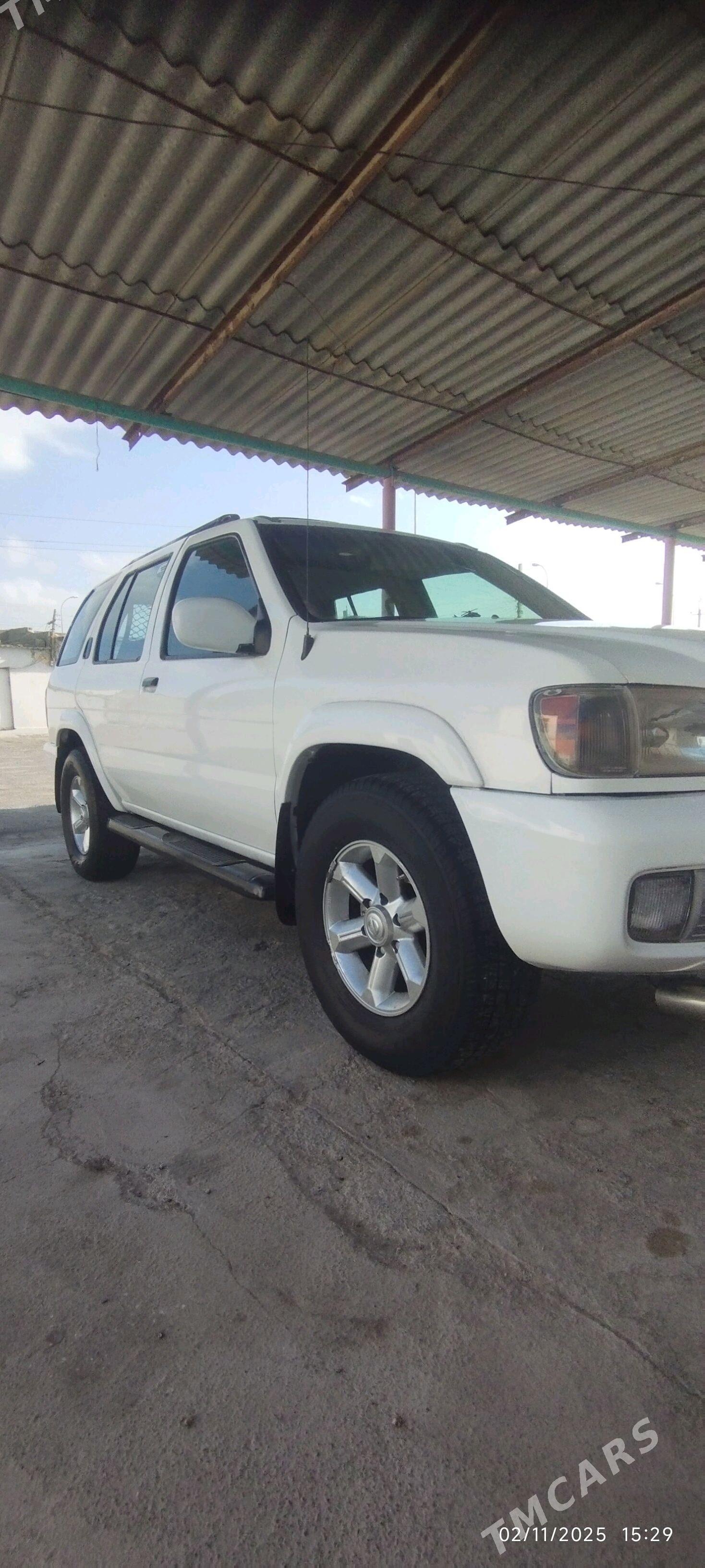 Nissan Pathfinder 2003 - 130 000 TMT - Бахарден - img 3