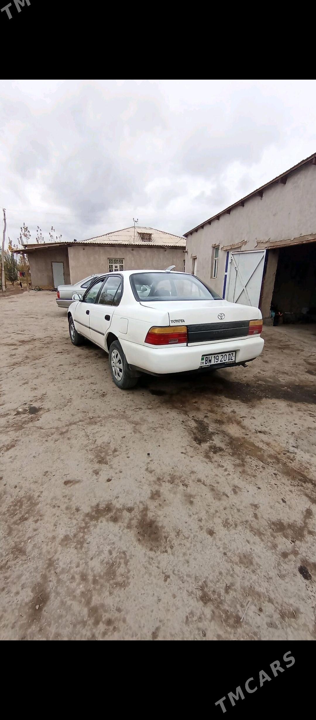 Toyota Corolla 1993 - 52 000 TMT - Губадаг - img 5