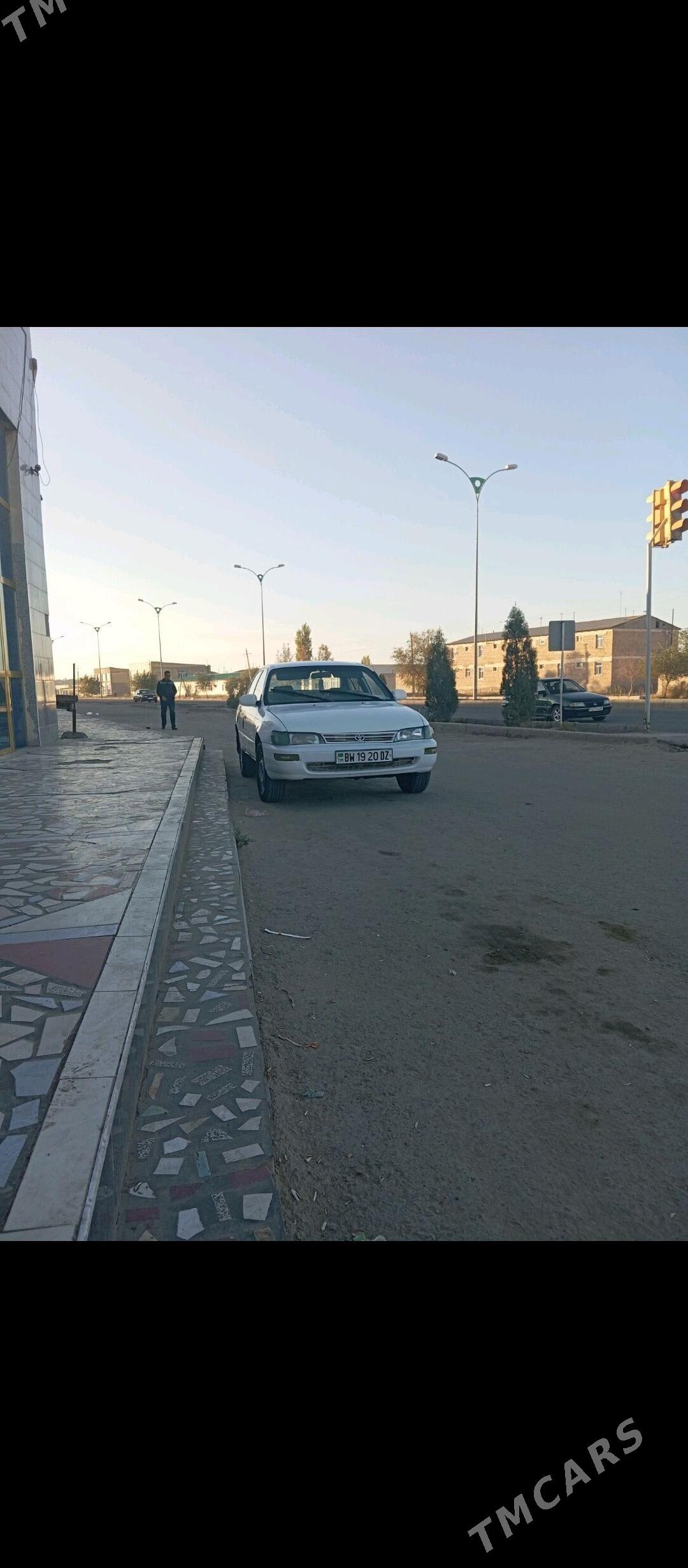 Toyota Corolla 1993 - 52 000 TMT - Gubadag - img 1