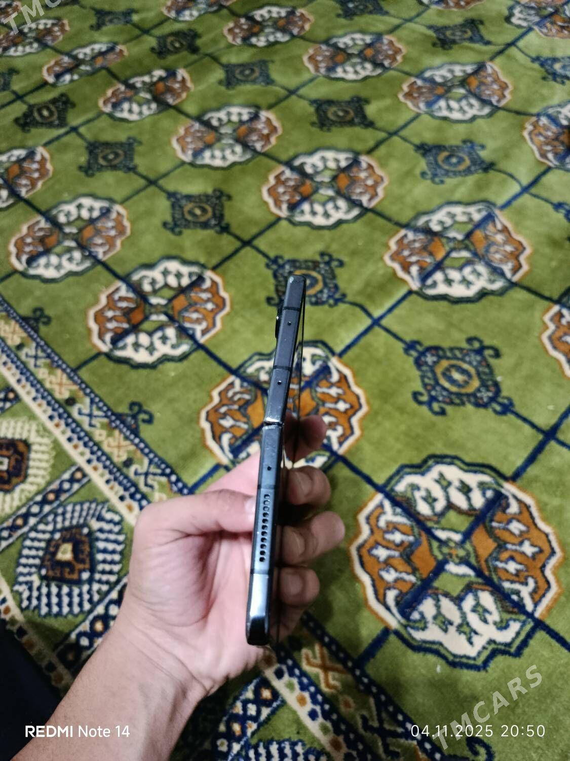 fold 4 - Gurtly - img 2