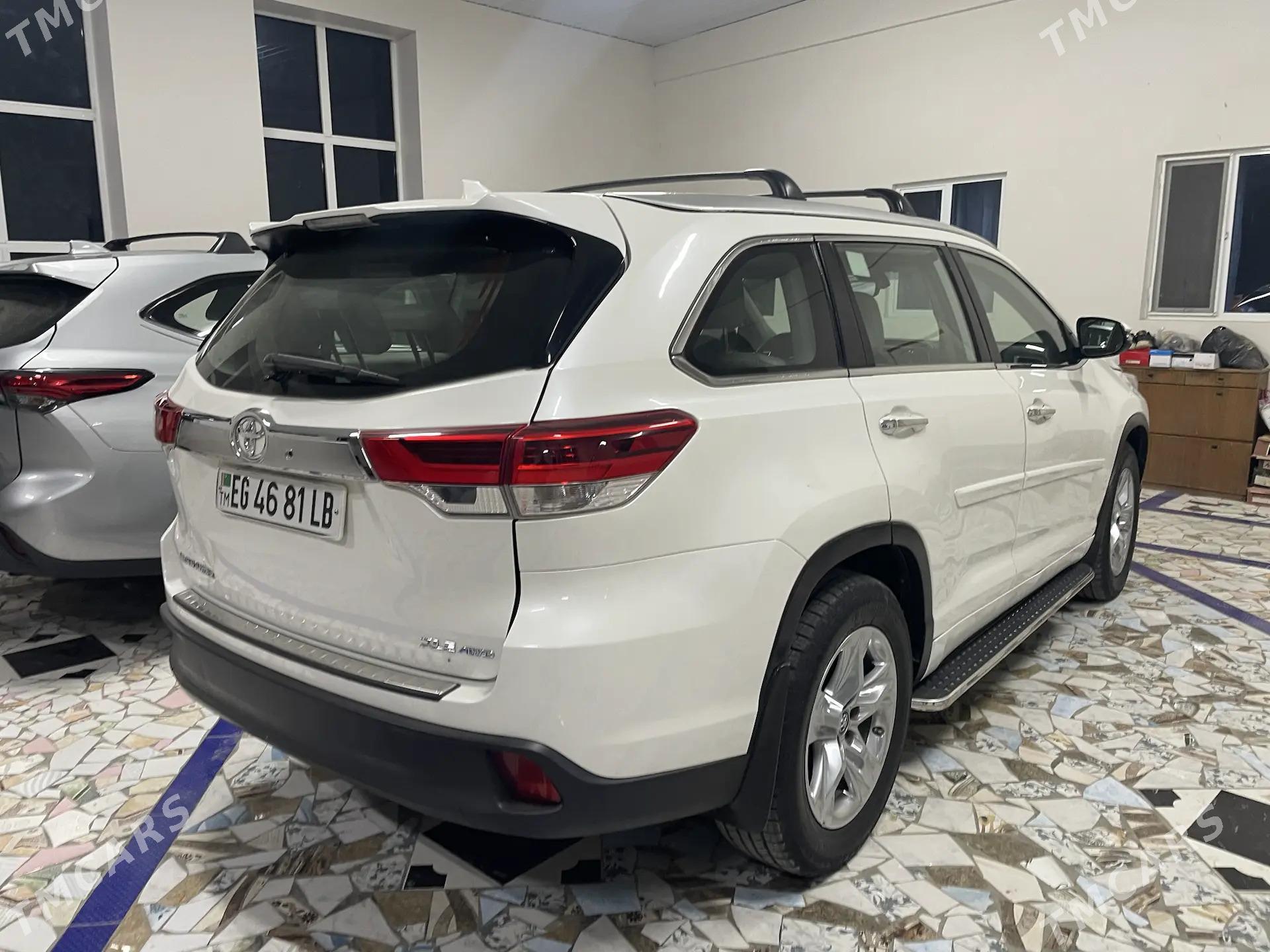 Toyota Highlander 2019 - 450 000 TMT - Туркменабат - img 2
