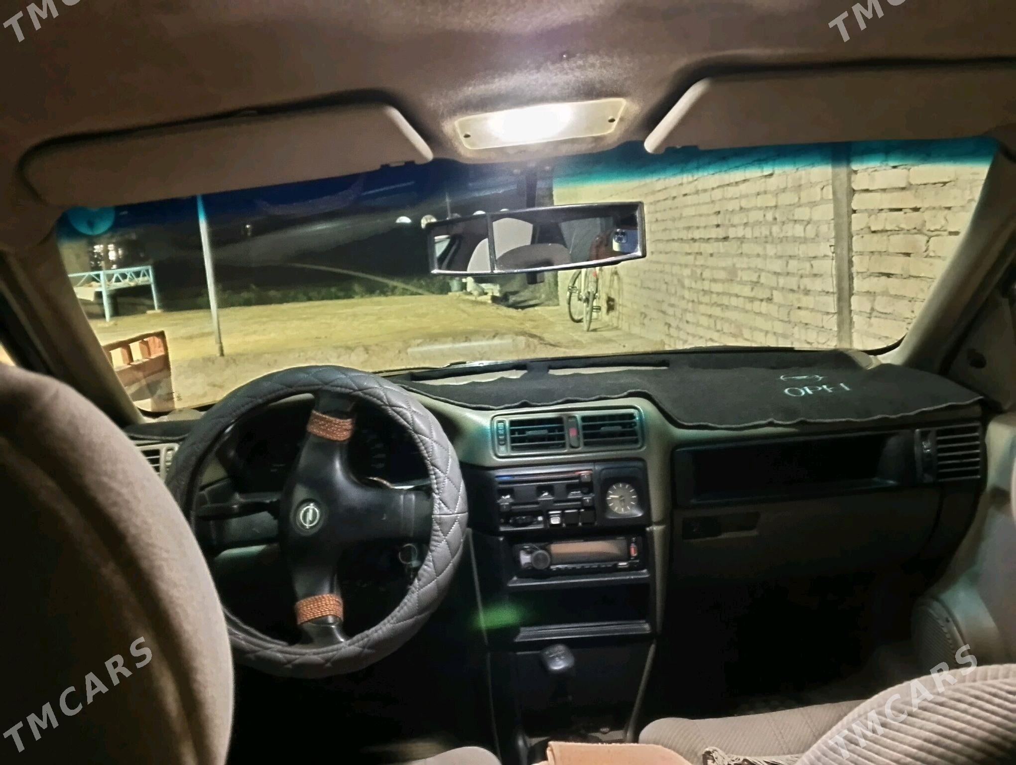 Opel Vectra 1993 - 28 000 TMT - Çärjew - img 3