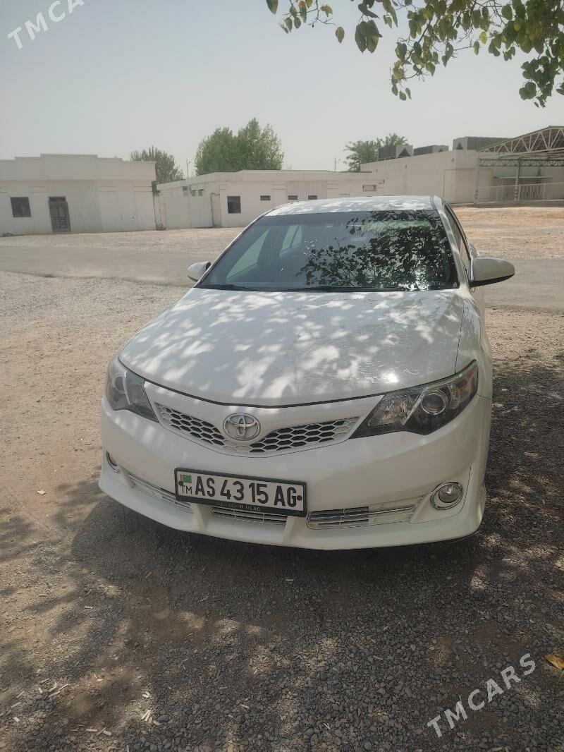 Toyota Camry 2012 - 247 000 TMT - Ашхабад - img 2