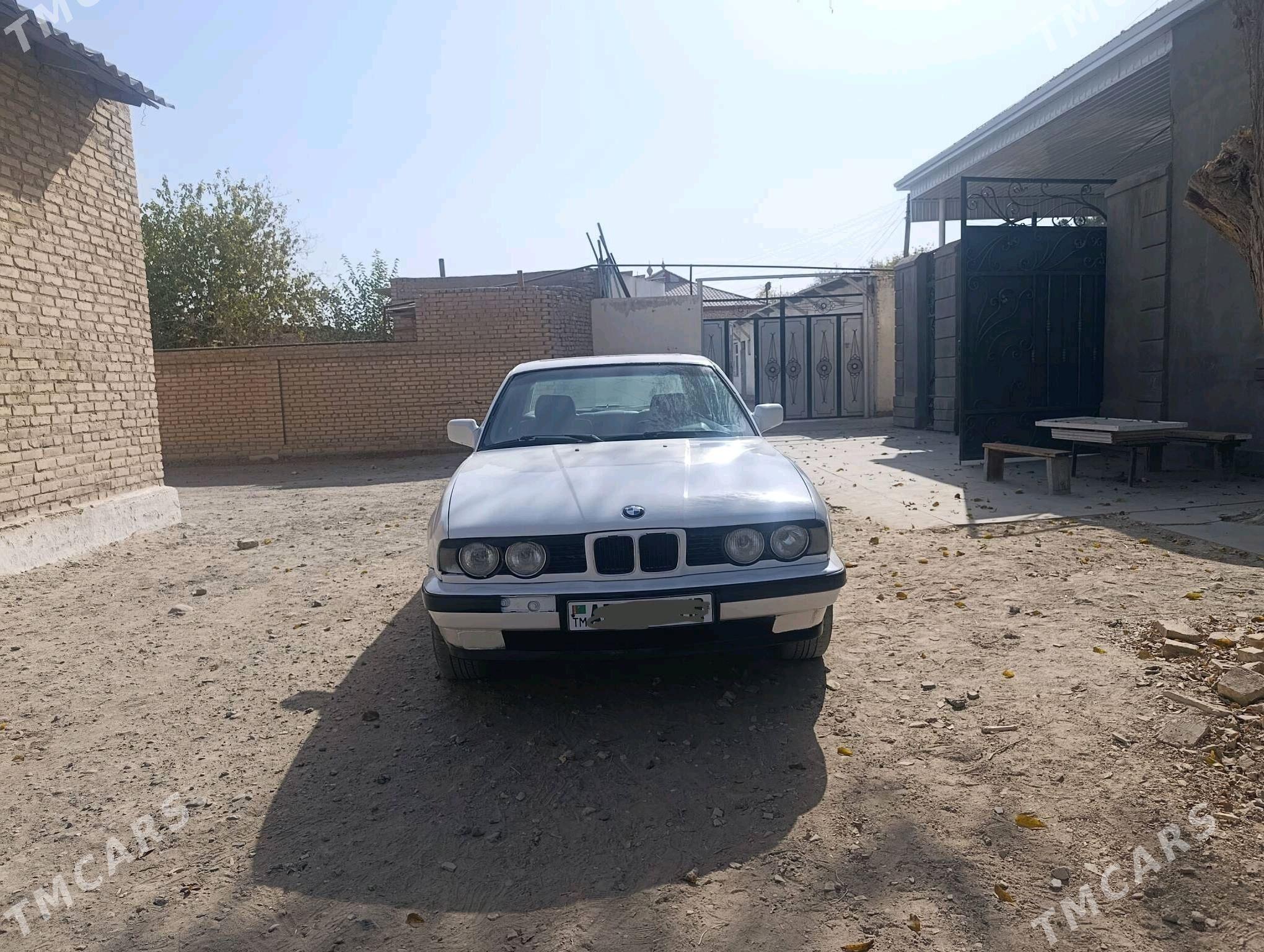 BMW 525 1990 - 60 000 TMT - Байрамали - img 1