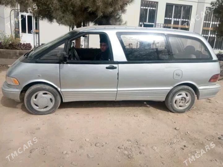 Toyota Previa 1998 - 100 000 TMT - Kerki - img 4