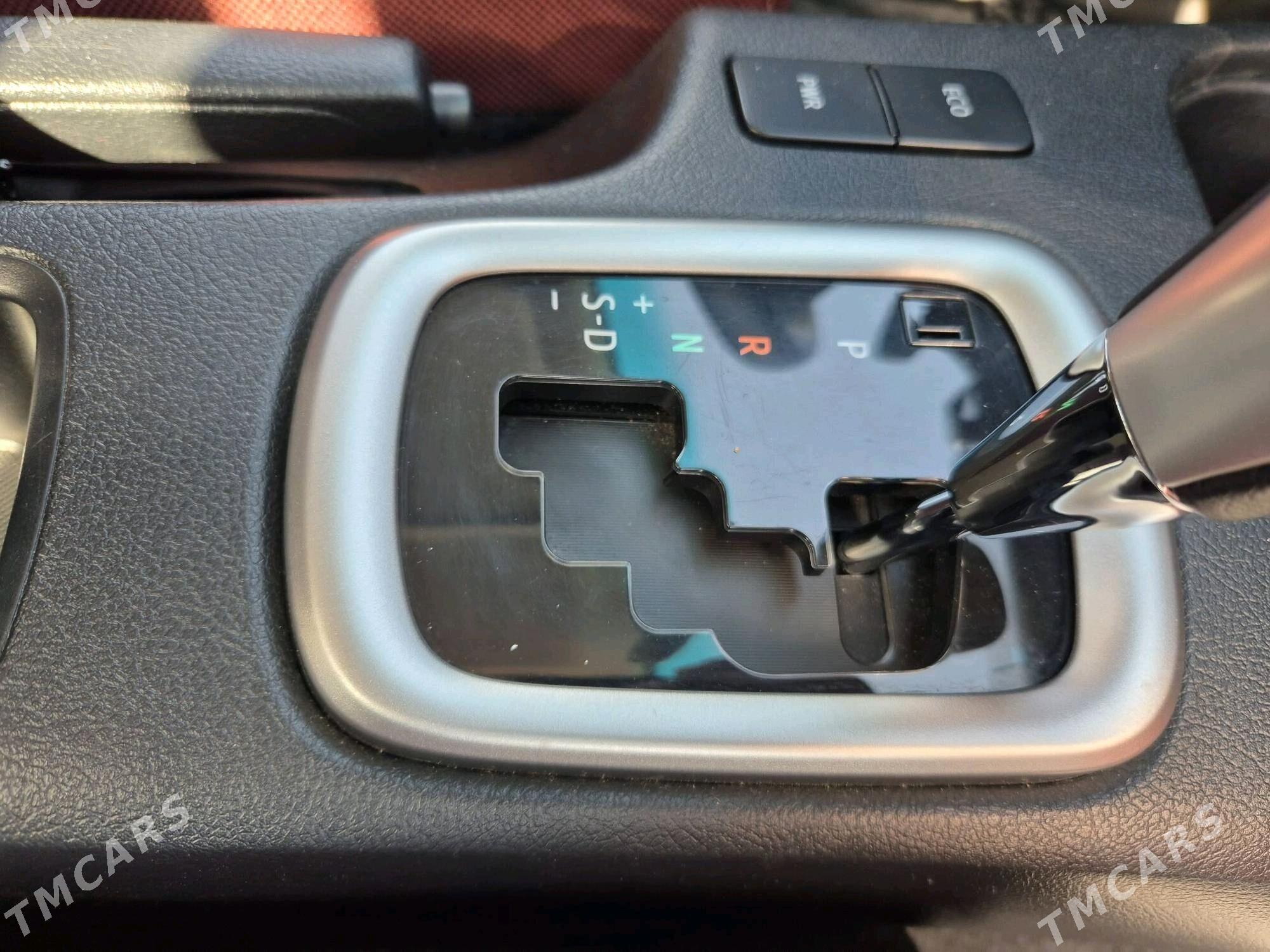 Toyota Hilux 2025 - 645 000 TMT - Туркменабат - img 9