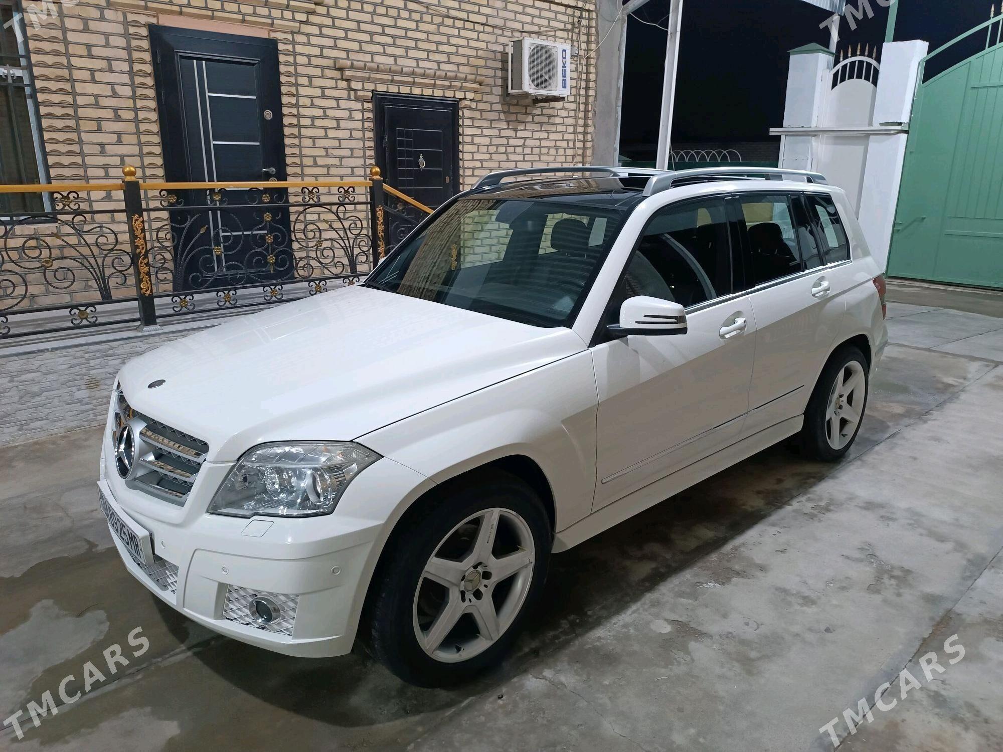 Mercedes-Benz GLK 350 2009 - 240 000 TMT - Mary - img 1