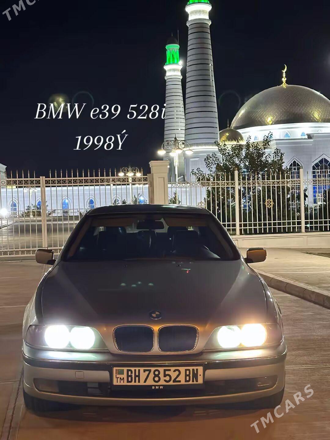 BMW E39 1998 - 125 000 TMT - Балканабат - img 3