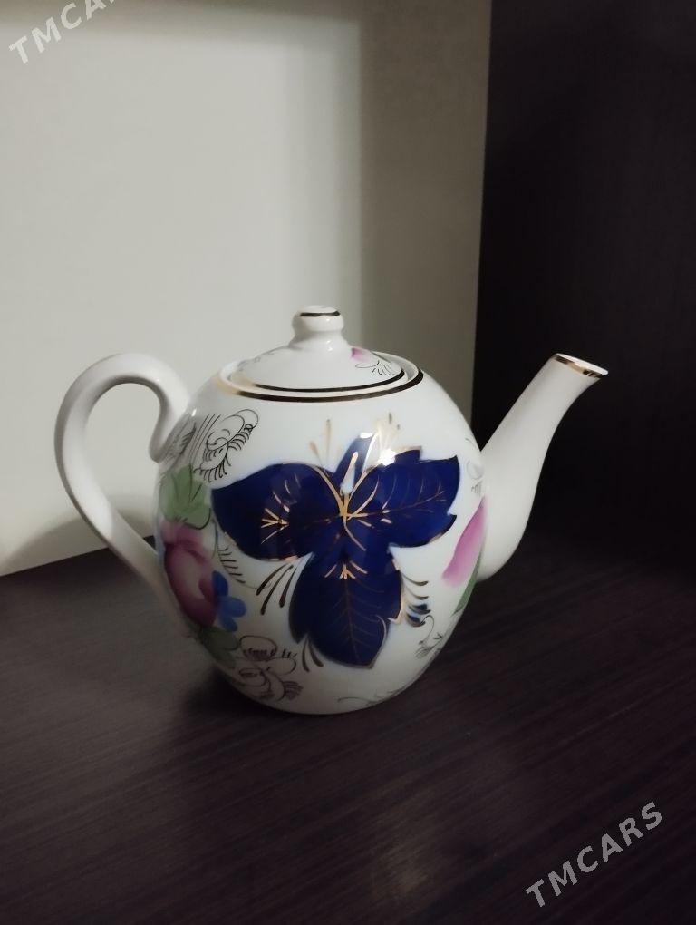 Gadymy uzum gulli caynek - Köşi - img 2