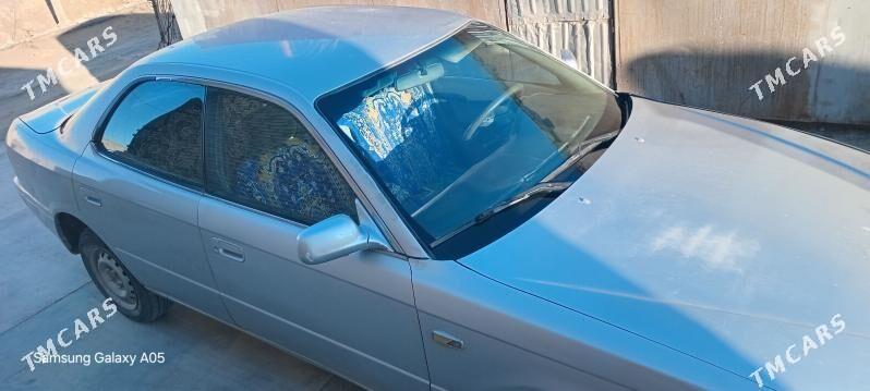 Toyota Vista 1996 - 40 000 TMT - Газаджак - img 2