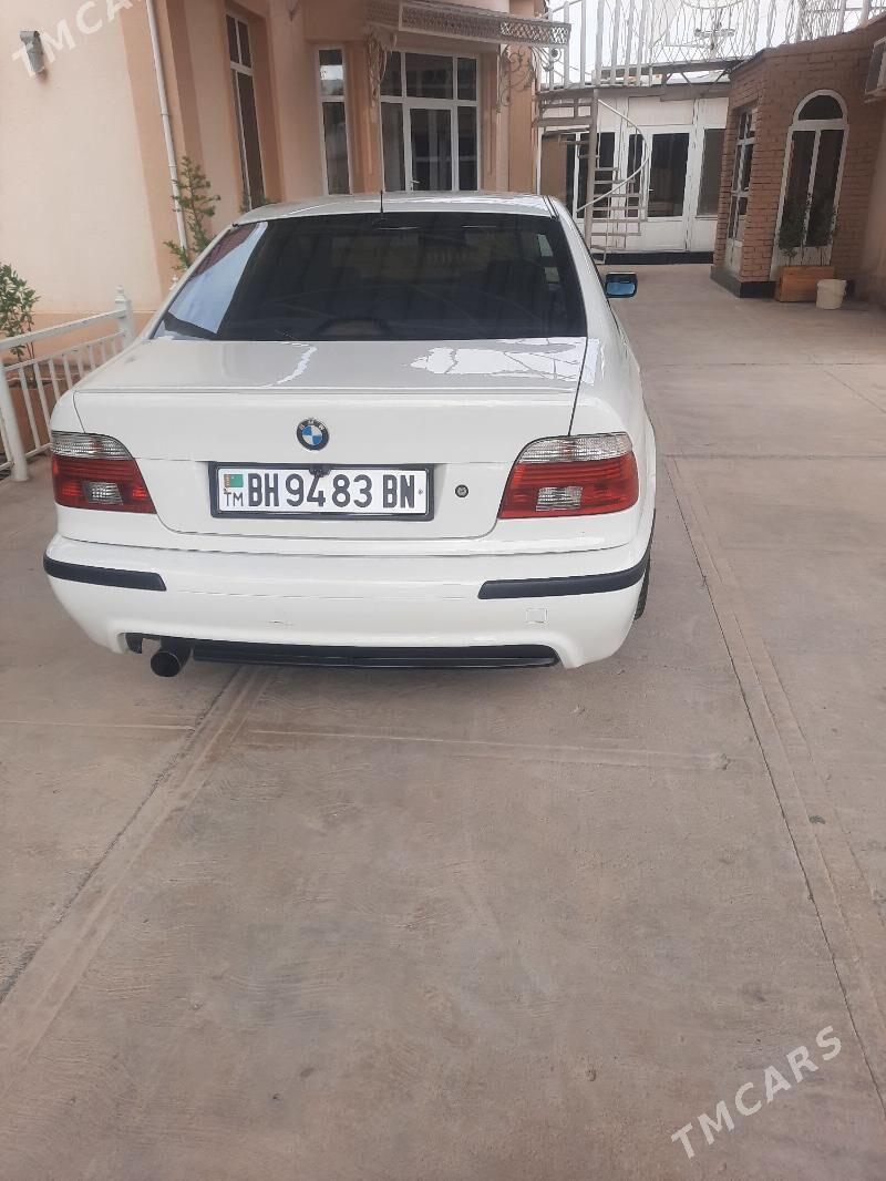 BMW E39 2001 - 150 000 TMT - Балканабат - img 2
