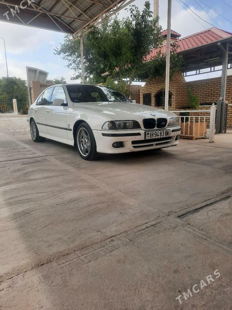 BMW E39 2001 - 150 000 TMT - Балканабат - img 3