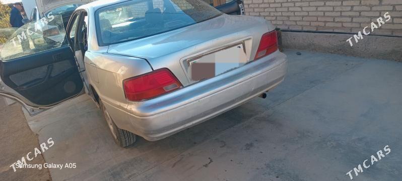 Toyota Vista 1996 - 40 000 TMT - Газаджак - img 4