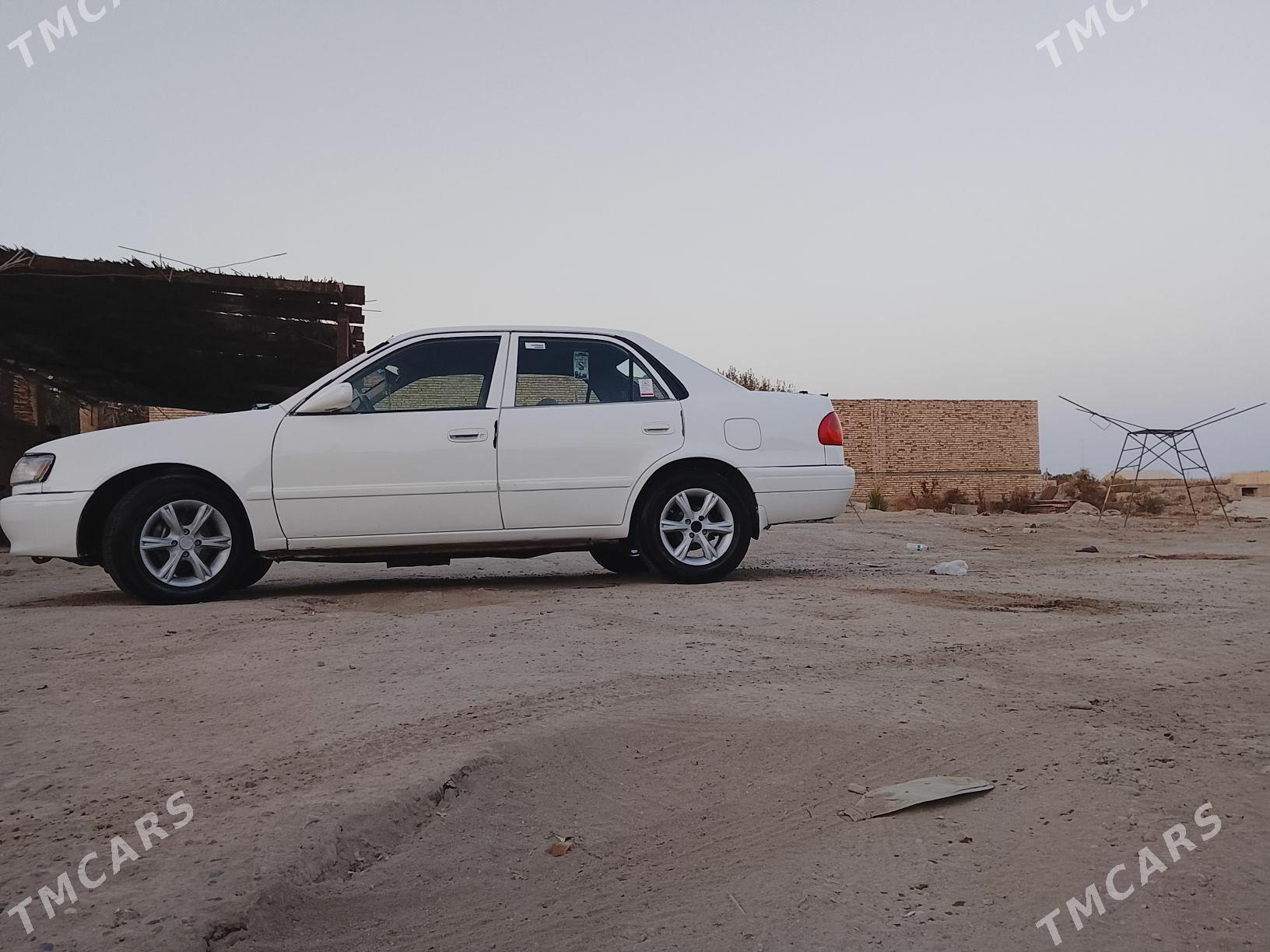 Toyota Corolla 2000 - 60 000 TMT - Керки - img 2