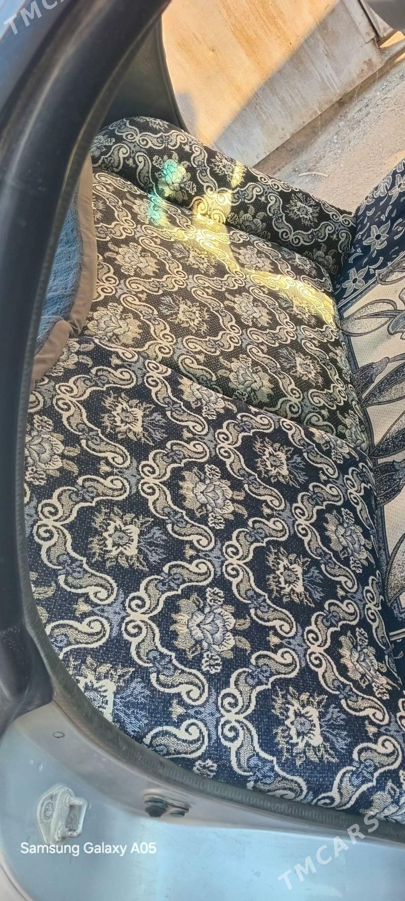 Toyota Vista 1996 - 40 000 TMT - Газаджак - img 6