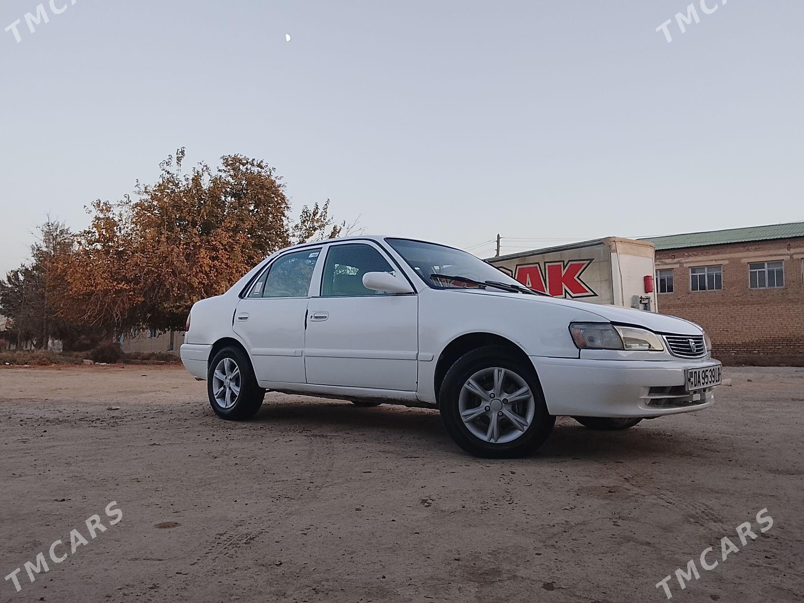 Toyota Corolla 2000 - 60 000 TMT - Керки - img 4