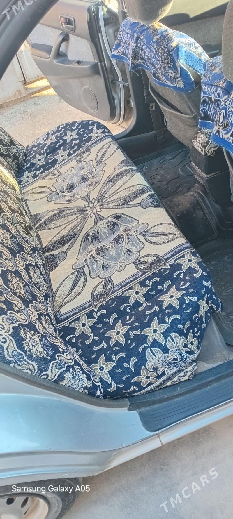 Toyota Vista 1996 - 40 000 TMT - Газаджак - img 8