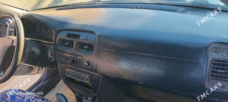 Toyota Vista 1996 - 40 000 TMT - Газаджак - img 10