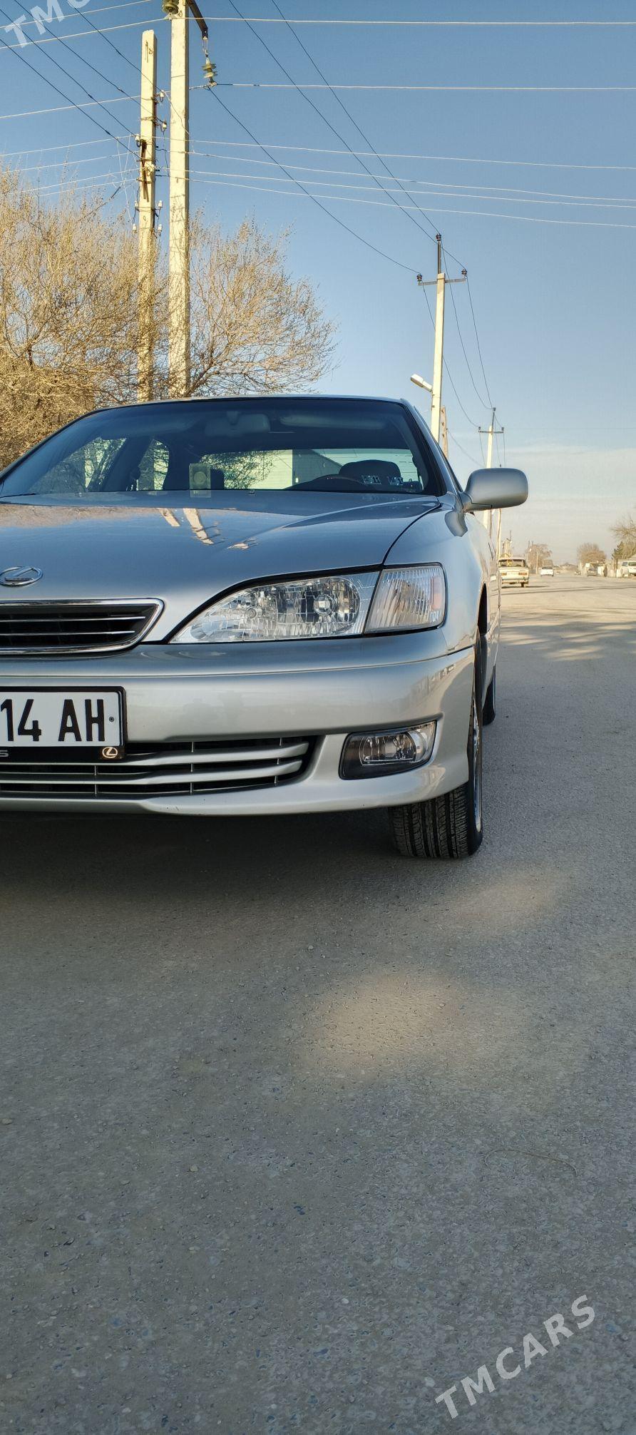 Lexus ES 300 2001 - 144 000 TMT - Бахарден - img 6