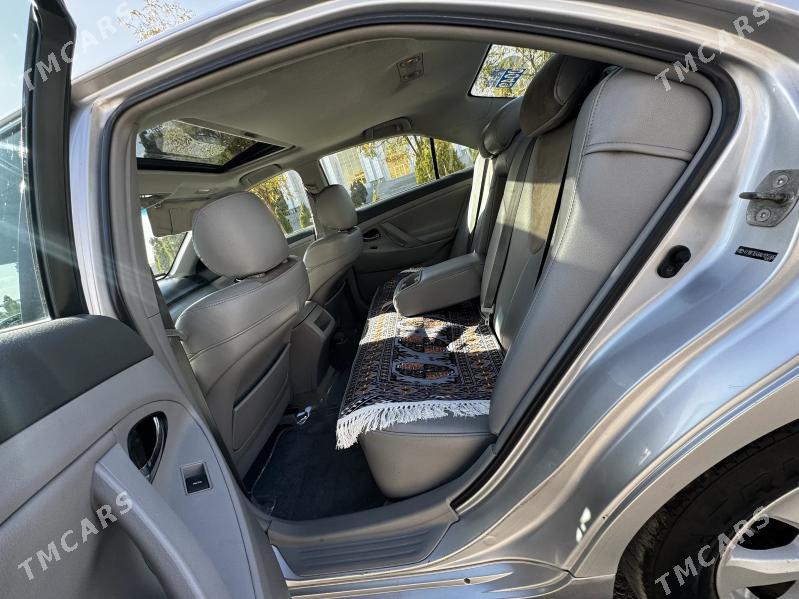 Toyota Camry 2010 - 219 000 TMT - Дашогуз - img 9