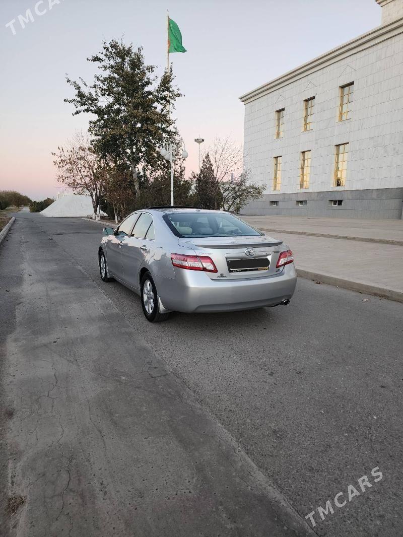 Toyota Camry 2010 - 219 000 TMT - Дашогуз - img 4