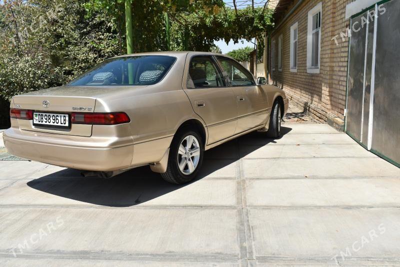 Toyota Camry 1998 - 135 000 TMT - Саят - img 3