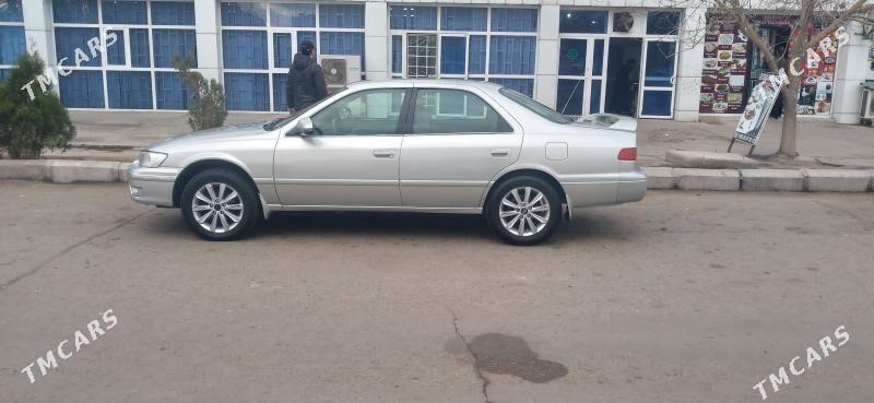 Toyota Camry 2000 - 165 000 TMT - Акдепе - img 4