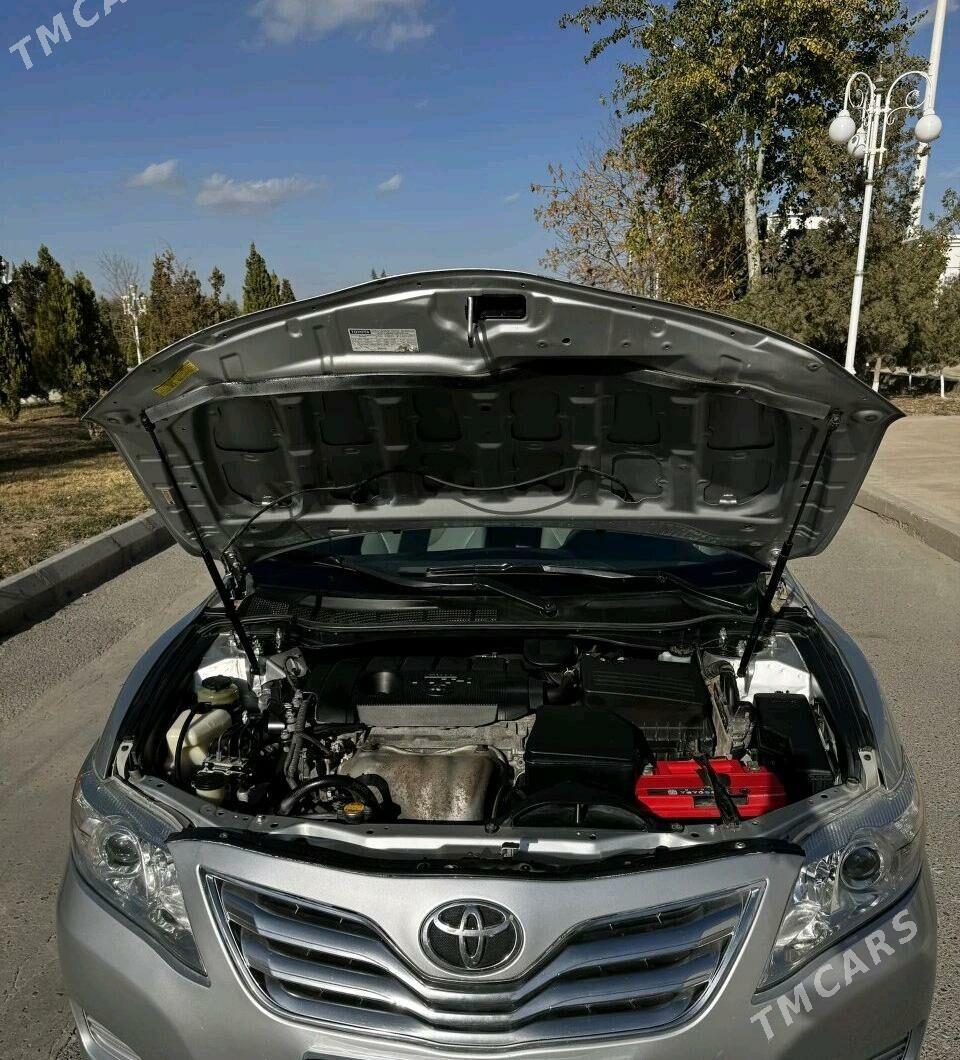 Toyota Camry 2010 - 219 000 TMT - Дашогуз - img 10
