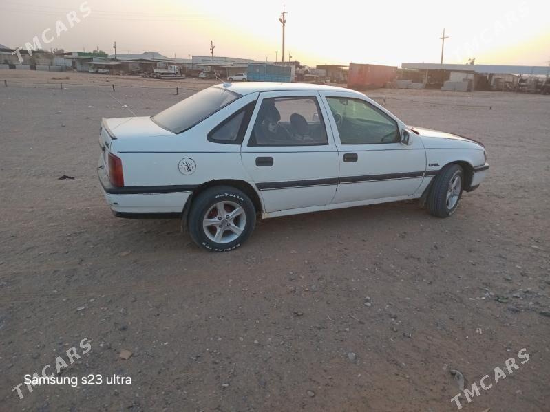 Opel Vectra 1991 - 25 000 TMT - Ёлётен - img 5
