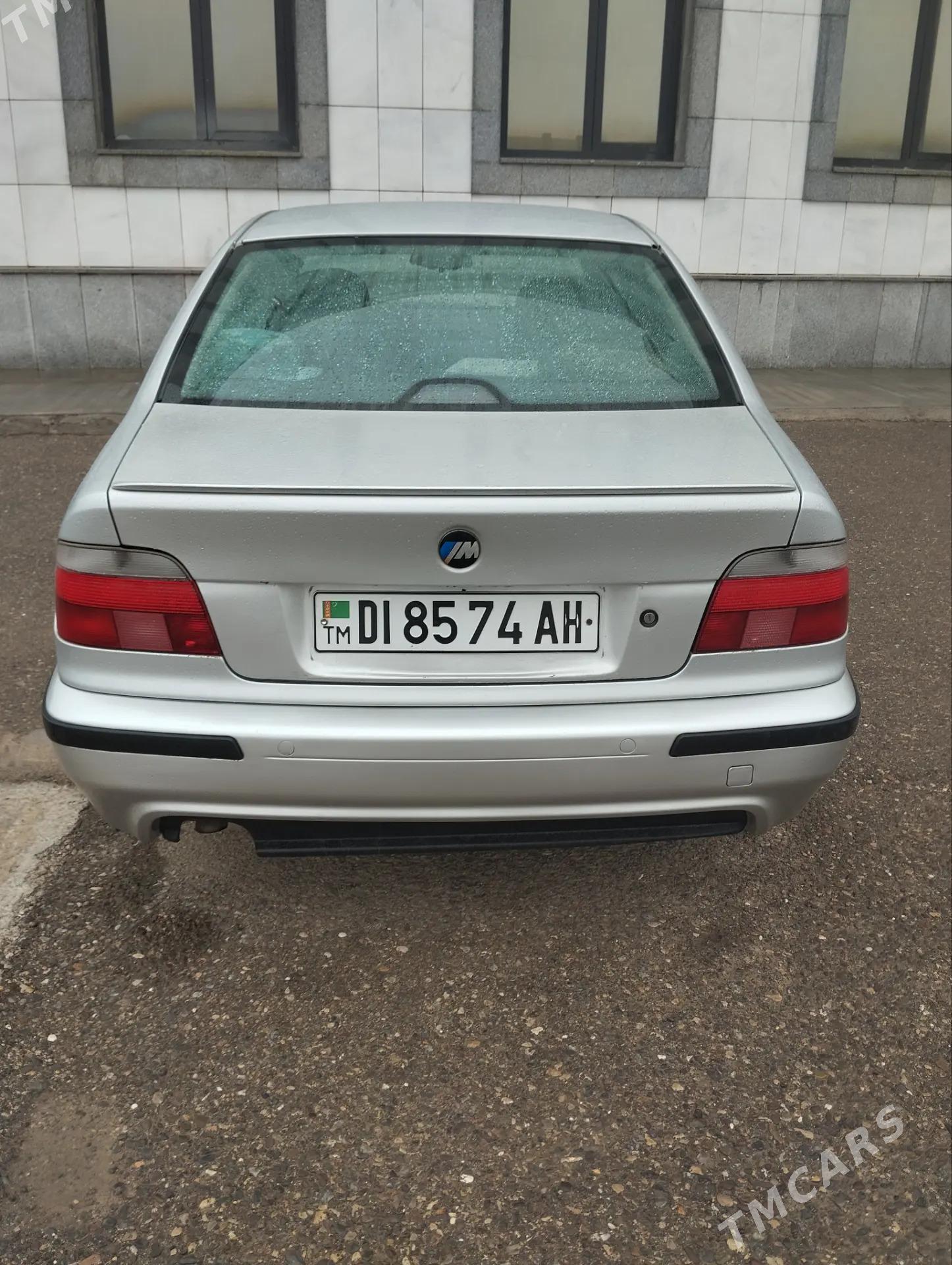 BMW E39 1999 - 130 000 TMT - Sarahs - img 4