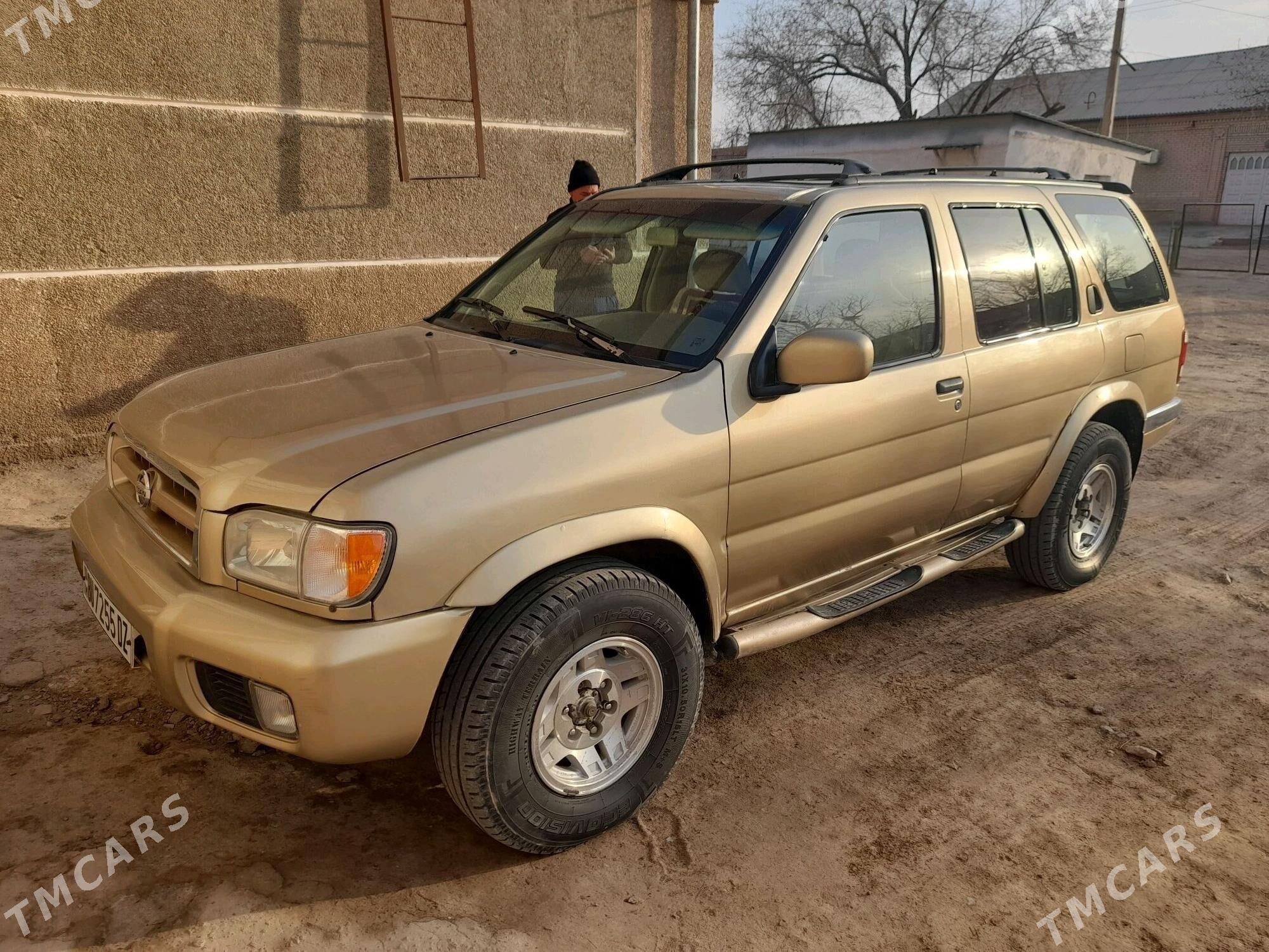 Nissan Pathfinder 2000 - 65 000 TMT - Гурбансолтан Едже - img 1
