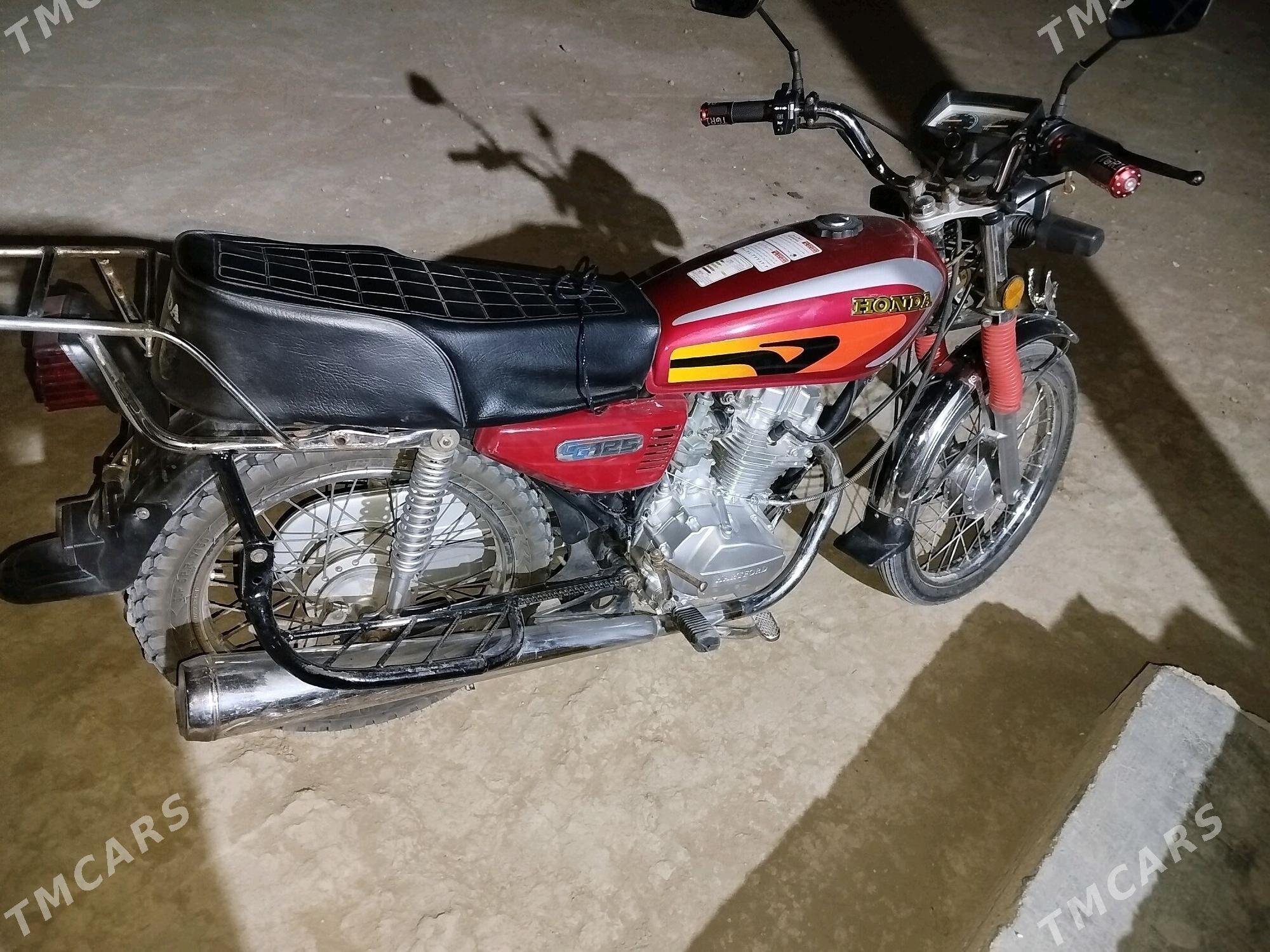 Fekon FK150-8G 2022 - 8 000 TMT - Эсенгулы - img 1