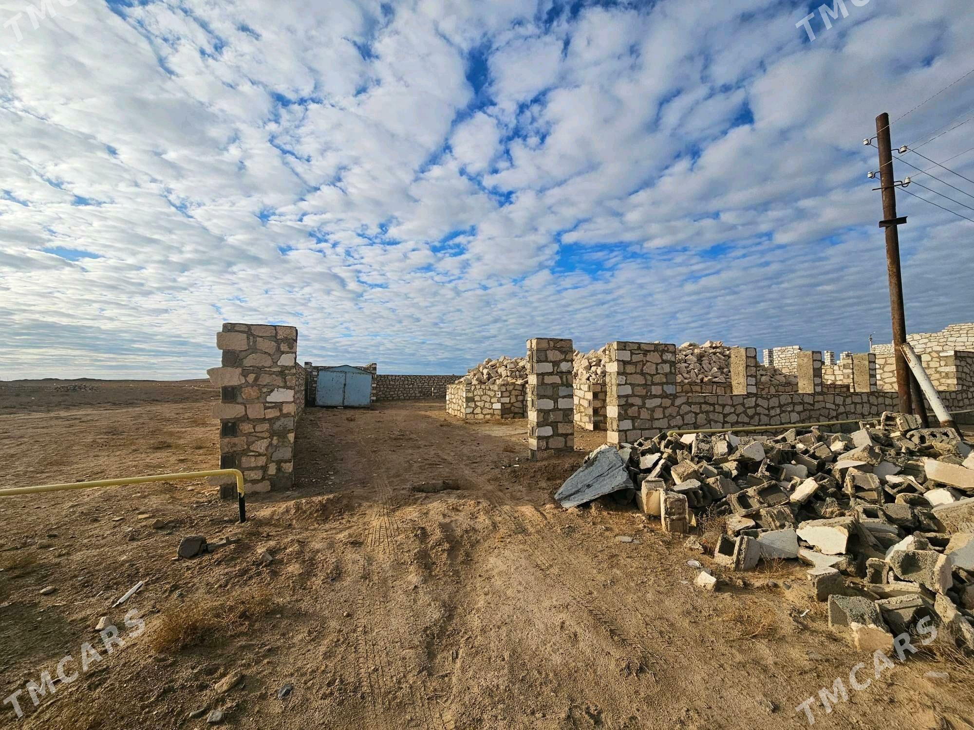 akdas yer - Туркменбаши - img 1