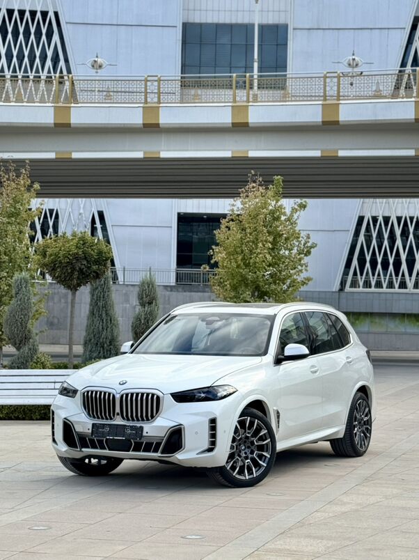 BMW X5 M 2024 - 1 372 000 TMT - Ашхабад - img 3
