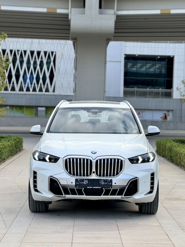 BMW X5 M 2024 - 1 372 000 TMT - Ашхабад - img 2