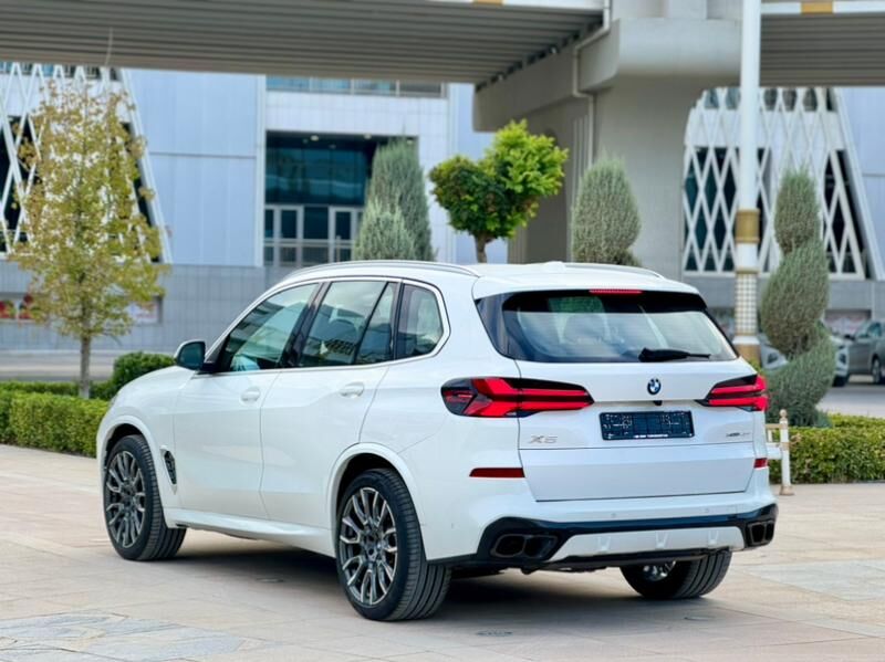 BMW X5 M 2024 - 1 372 000 TMT - Ашхабад - img 6