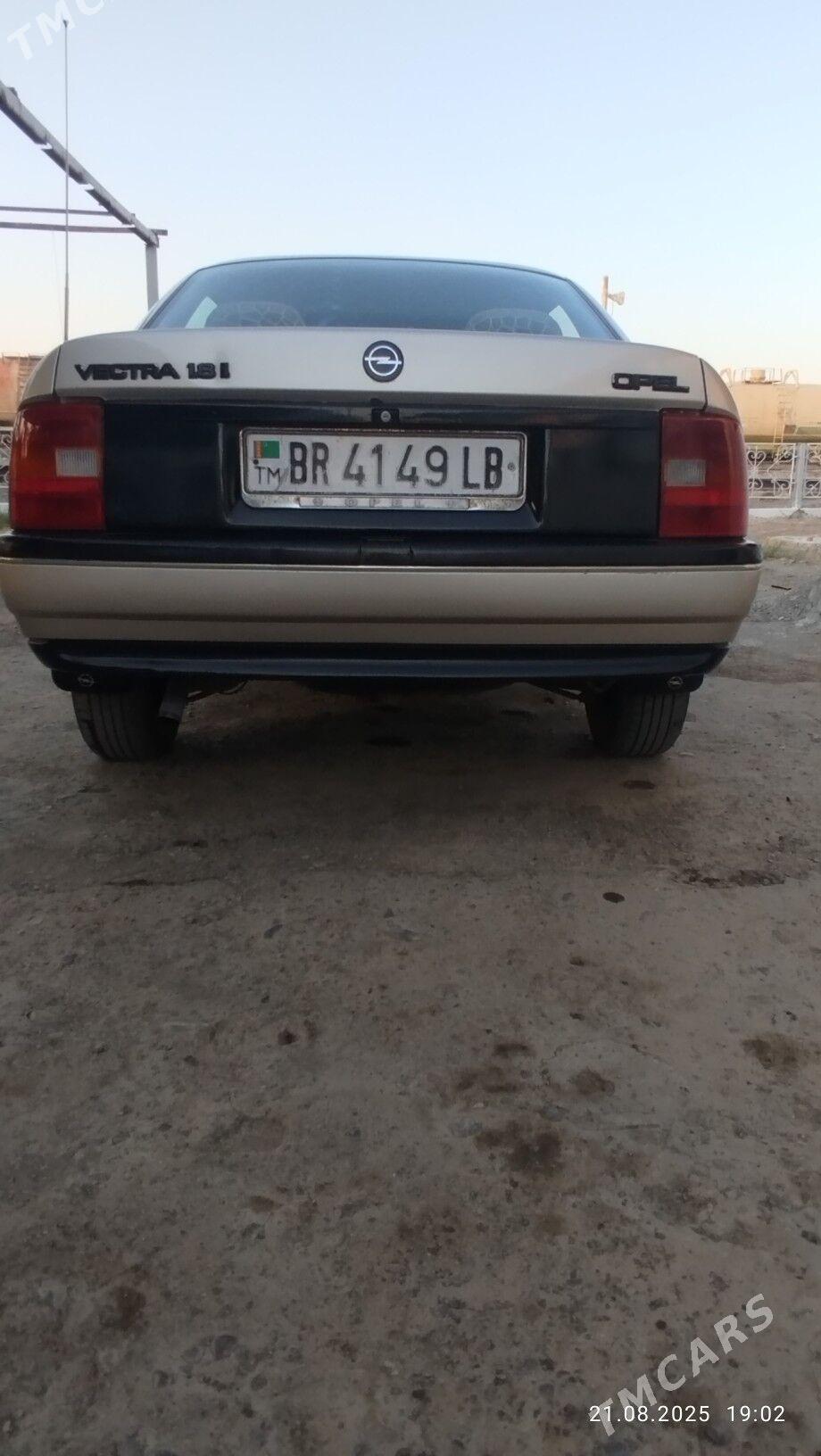 Opel Vectra 1990 - 55 000 TMT - Дянев - img 7