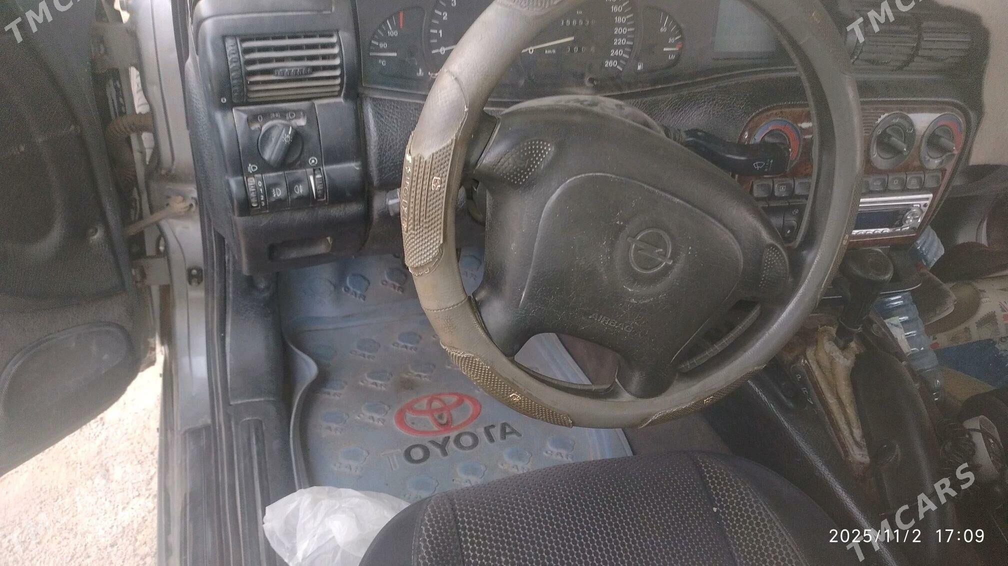 Opel Omega 1996 - 13 000 TMT - Теджен - img 2