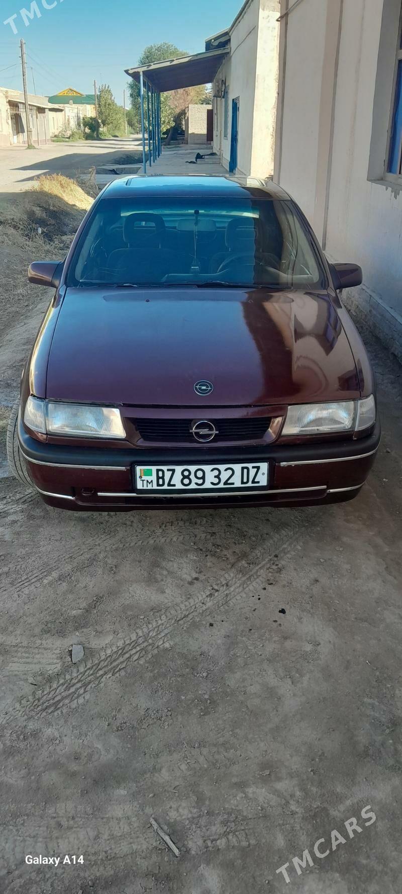 Opel Vectra 1992 - 25 000 TMT - Дашогуз - img 4