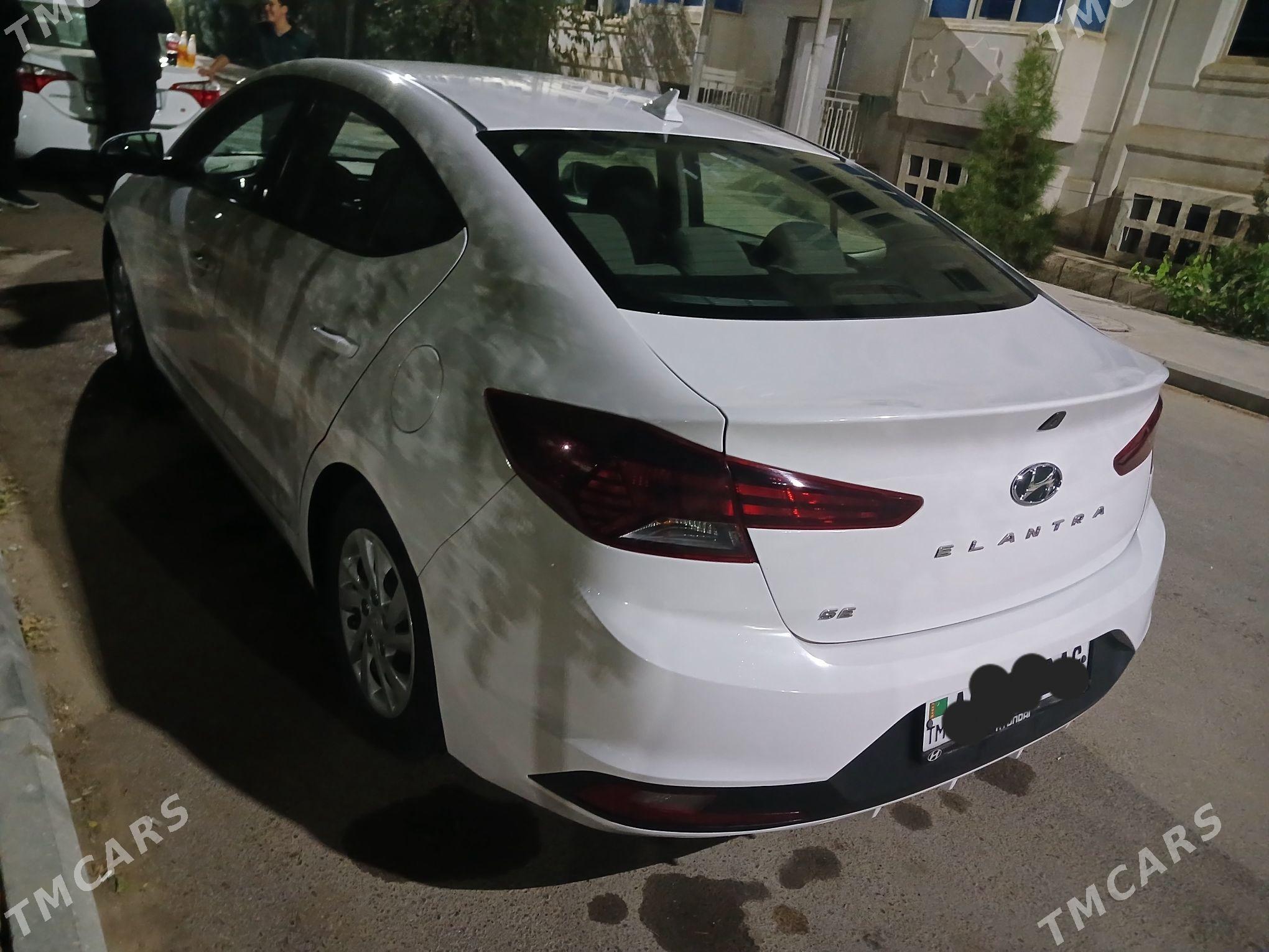 Hyundai Elantra 2019 - 230 000 TMT - Büzmeýin - img 4