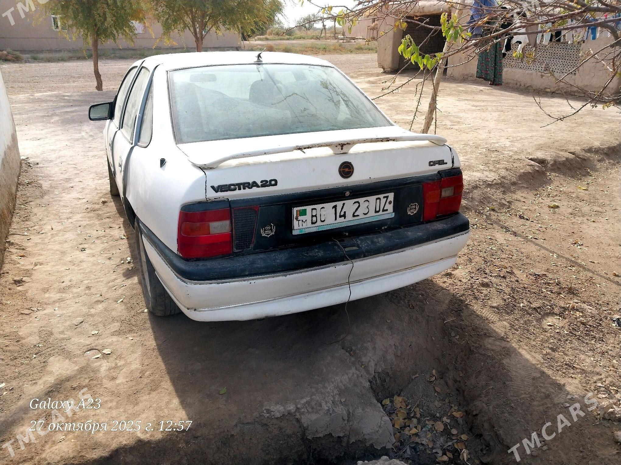 Opel Vectra 1993 - 25 000 TMT - Губадаг - img 4