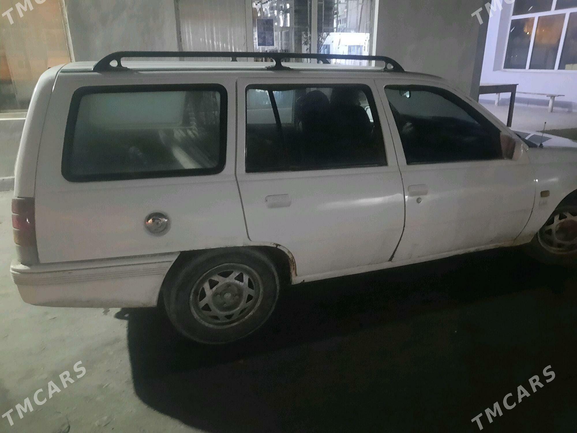 Opel Astra 1989 - 15 000 TMT - Garabekewül - img 3