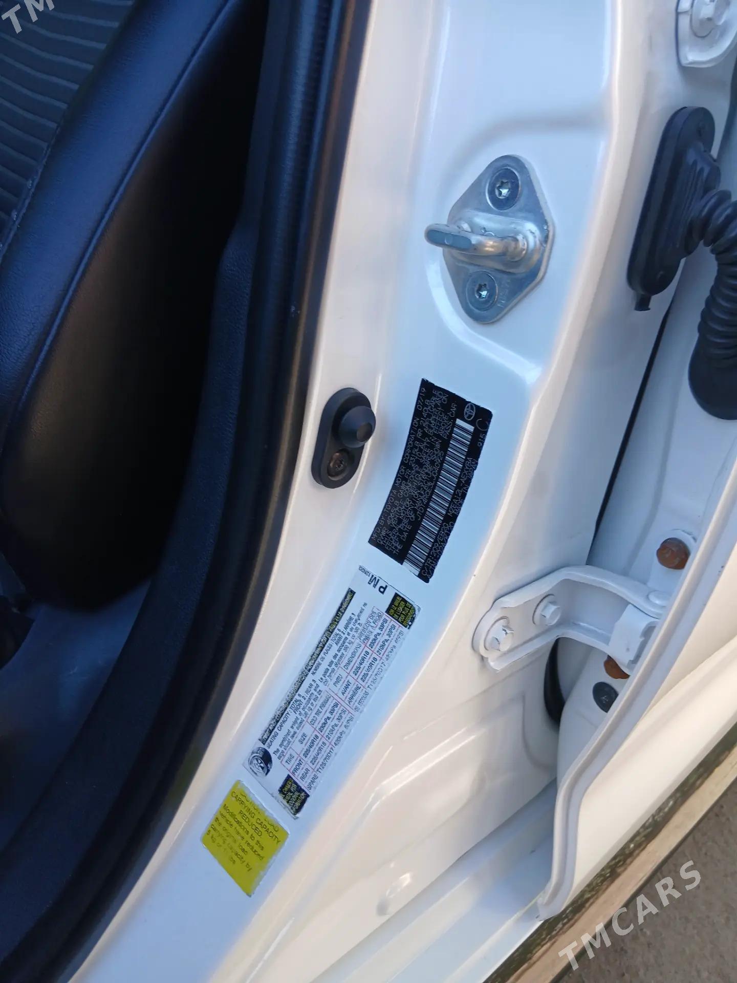 Toyota Corolla 2019 - 260 000 TMT - Дашогуз - img 9