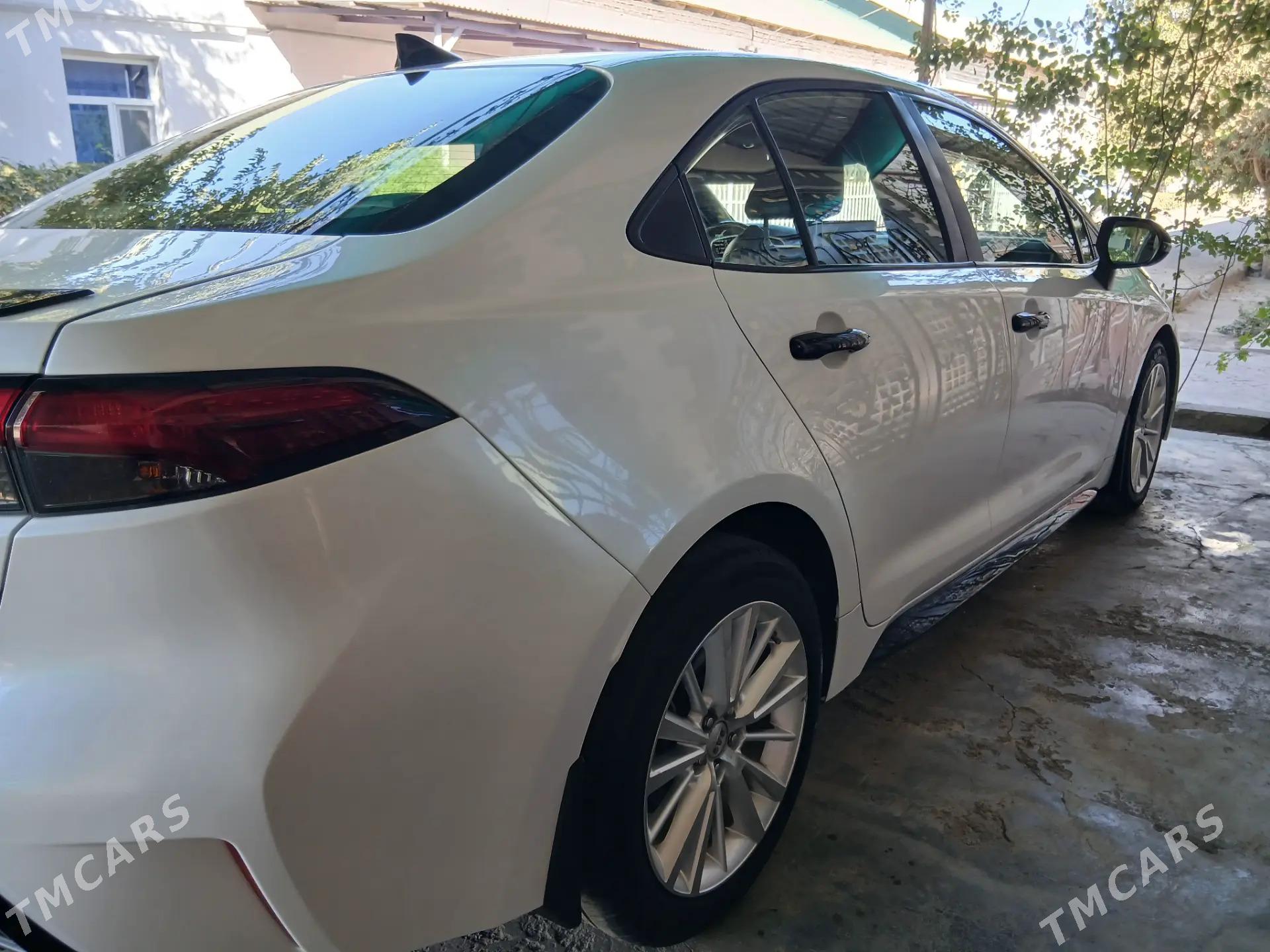 Toyota Corolla 2019 - 260 000 TMT - Дашогуз - img 3