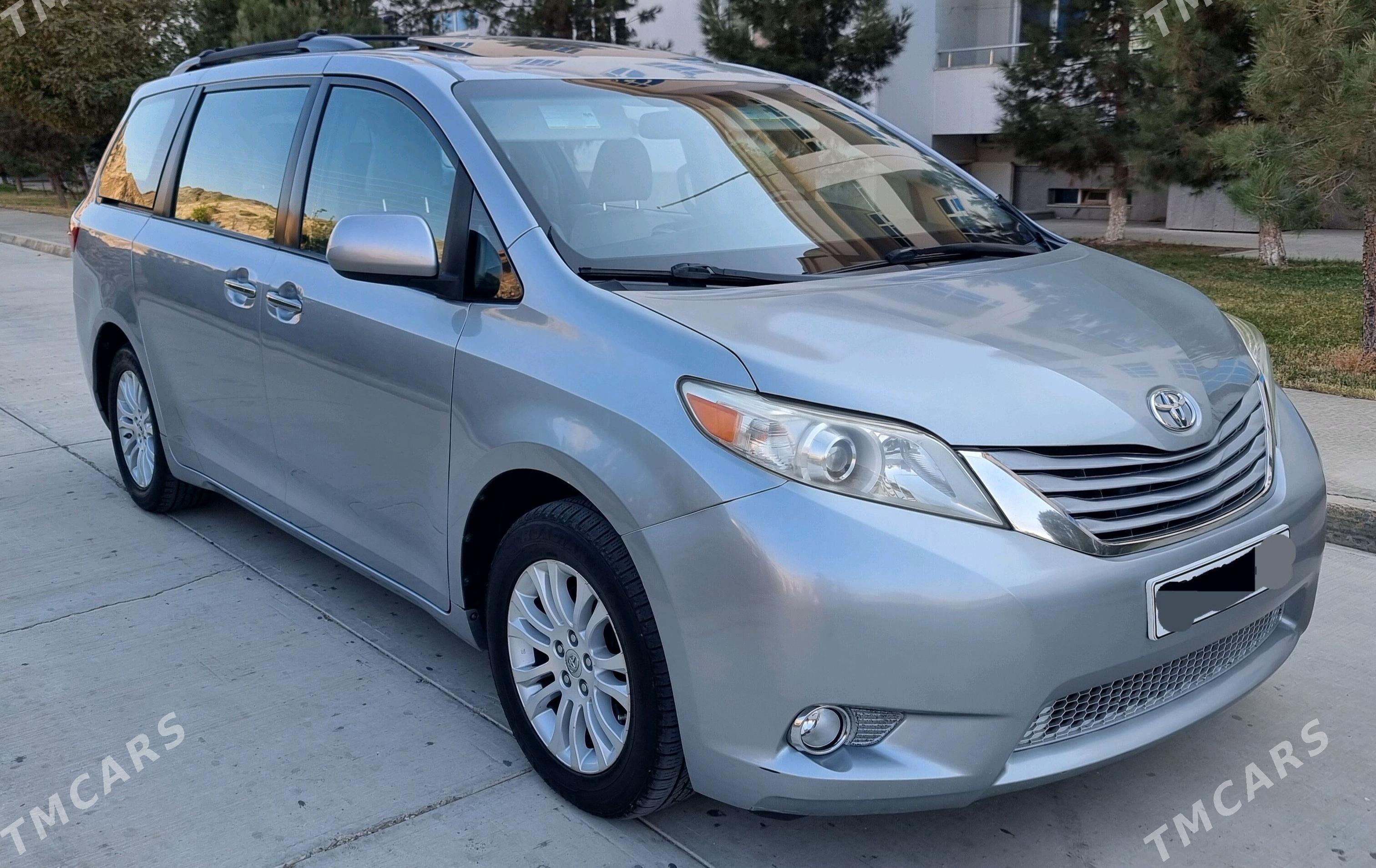 Toyota Sienna 2015 - 390 000 TMT - Türkmenbaşy - img 9