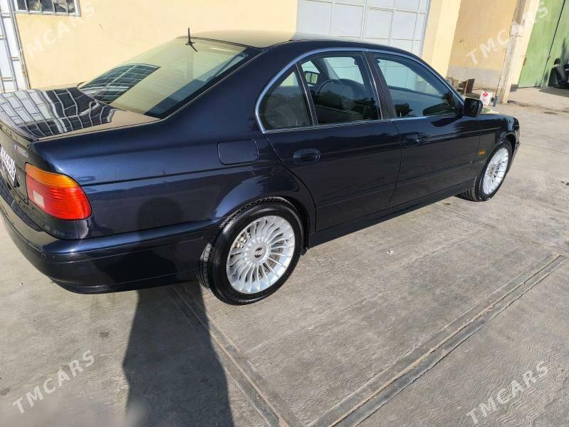 BMW E39 2003 - 150 000 TMT - Saýat - img 5