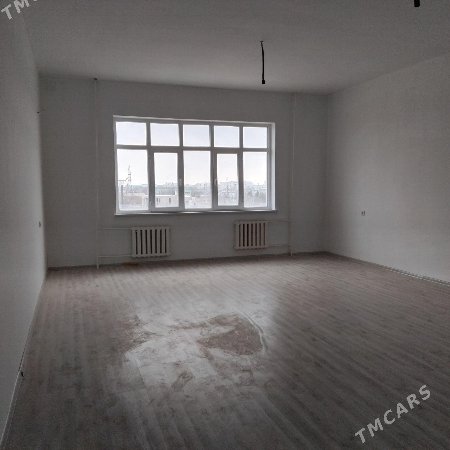 Элитка Рысгал 4этаж 3ком 171м² - Дашогуз - img 9