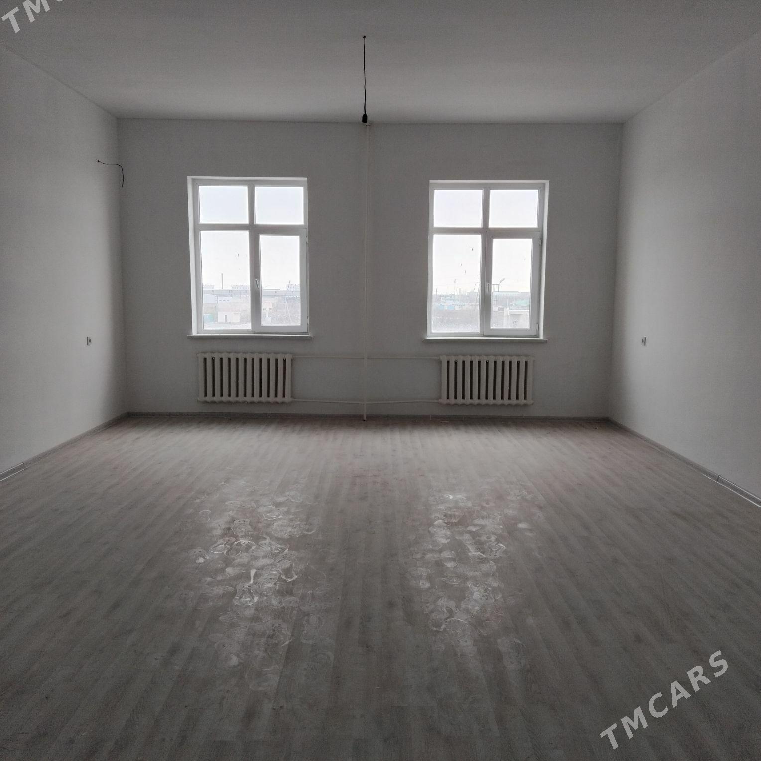 Элитка Рысгал 4этаж 3ком 171м² - Дашогуз - img 8